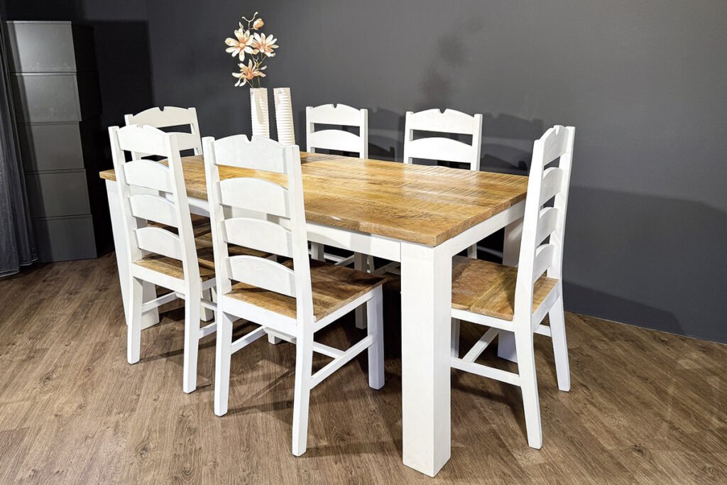 Essgruppe, Mango massiv sägerau/Akazie Lack Weiß, bestehend aus Esstisch und sechs Stühlen