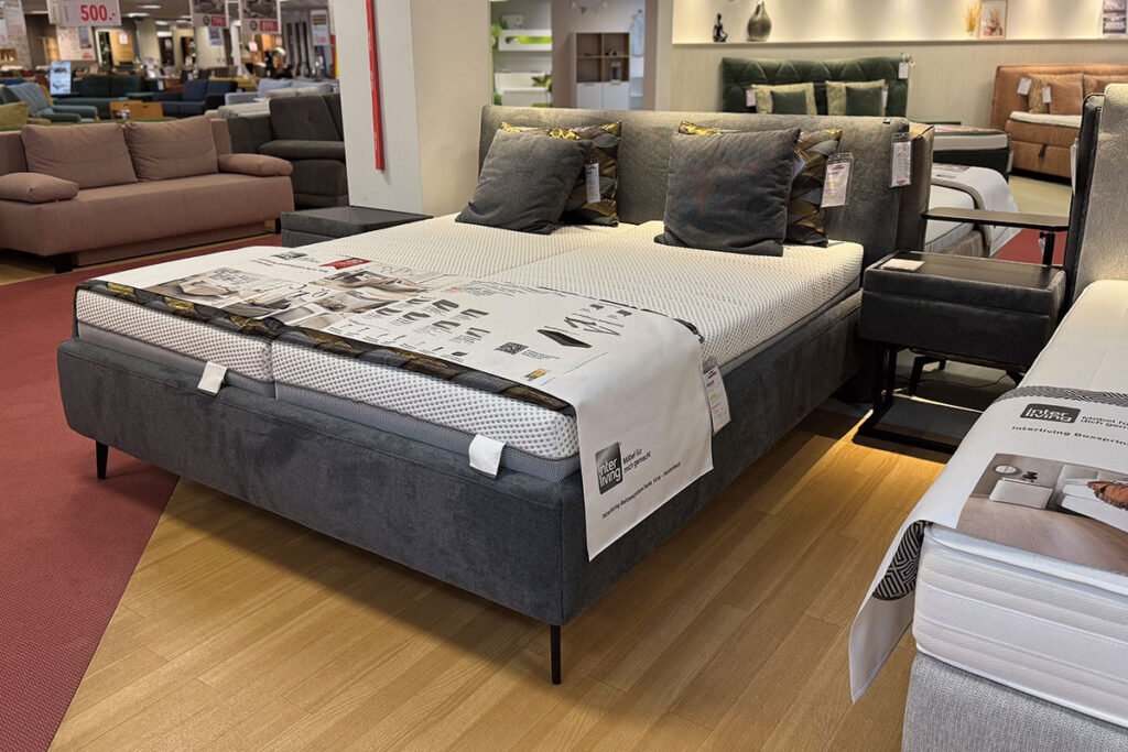 Polsterbett, Stoff Anthrazit, mit 2 Nachtkonsolen