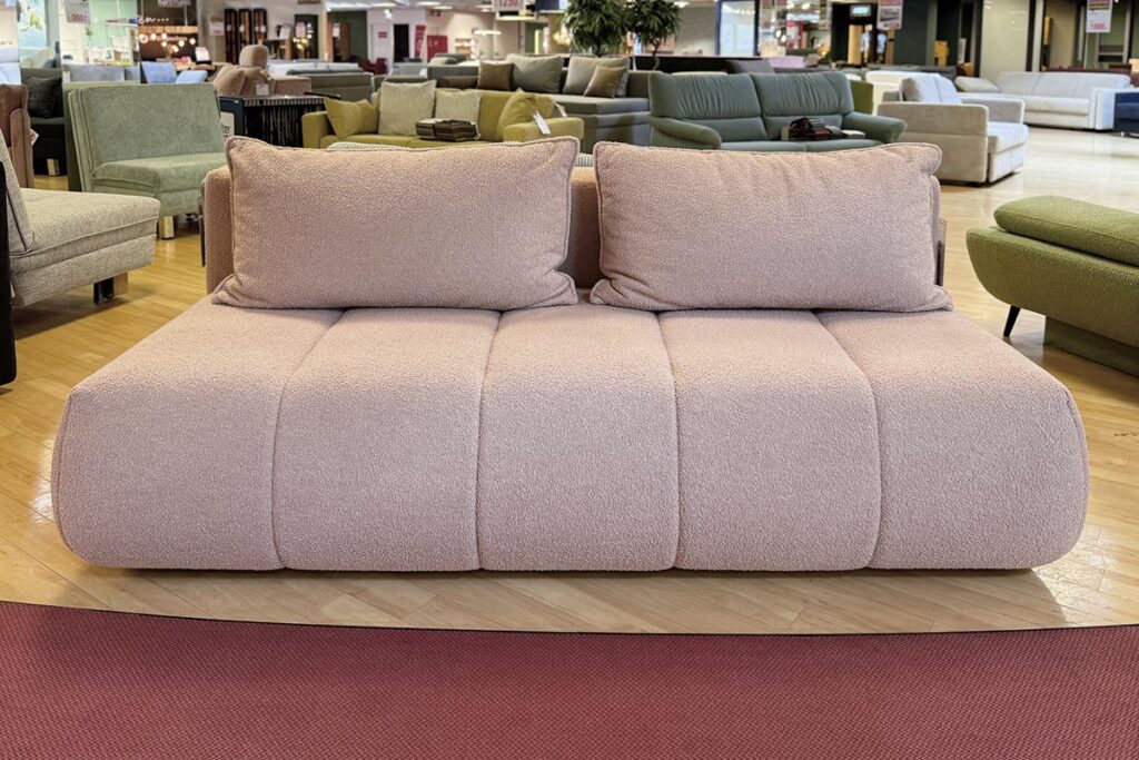 Schlafsofa, Strukturstoff Rosa