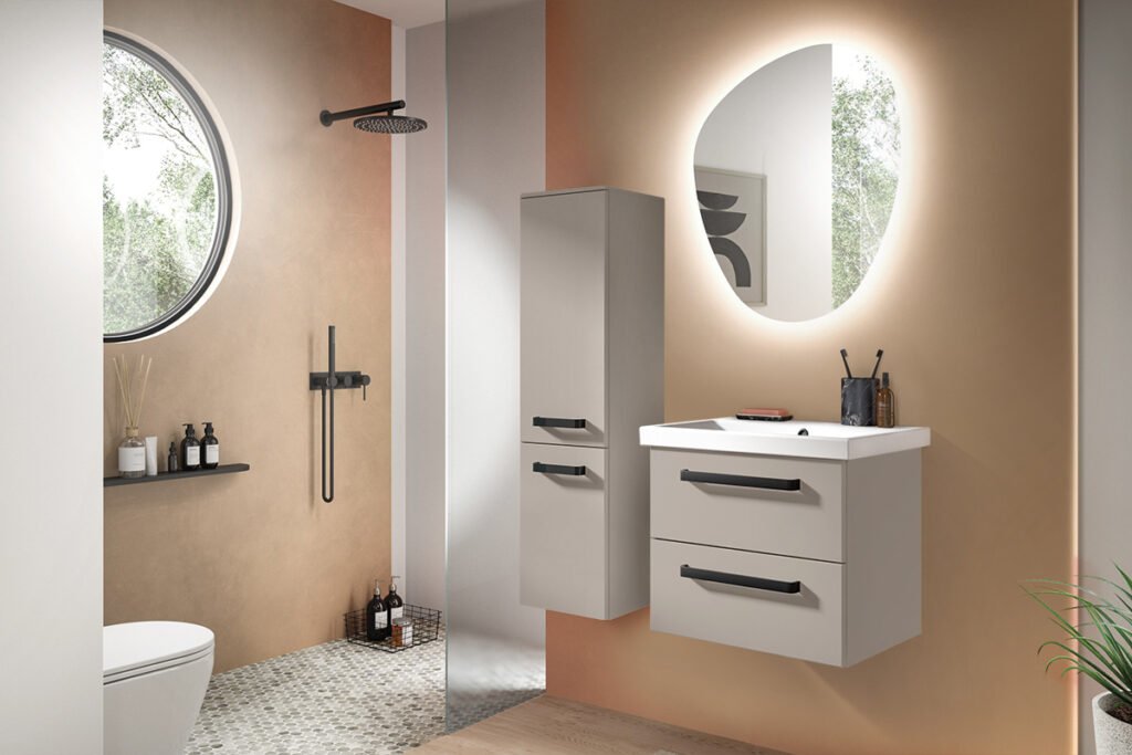 Badmöbel-Kombination in Kaschmir matt Select, bestehend aus Midischrank, Spiegel in runder Dreiecksform mit LED-Beleuchtung, weißem Keramik-Waschtisch und Waschtischunterschrank