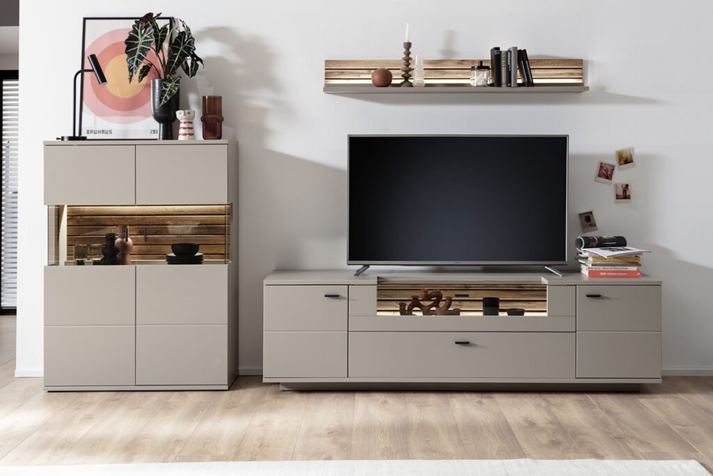 Wohnkombination Lüttich in Taupe, best. aus Lowboard, Highboard und Wandboard