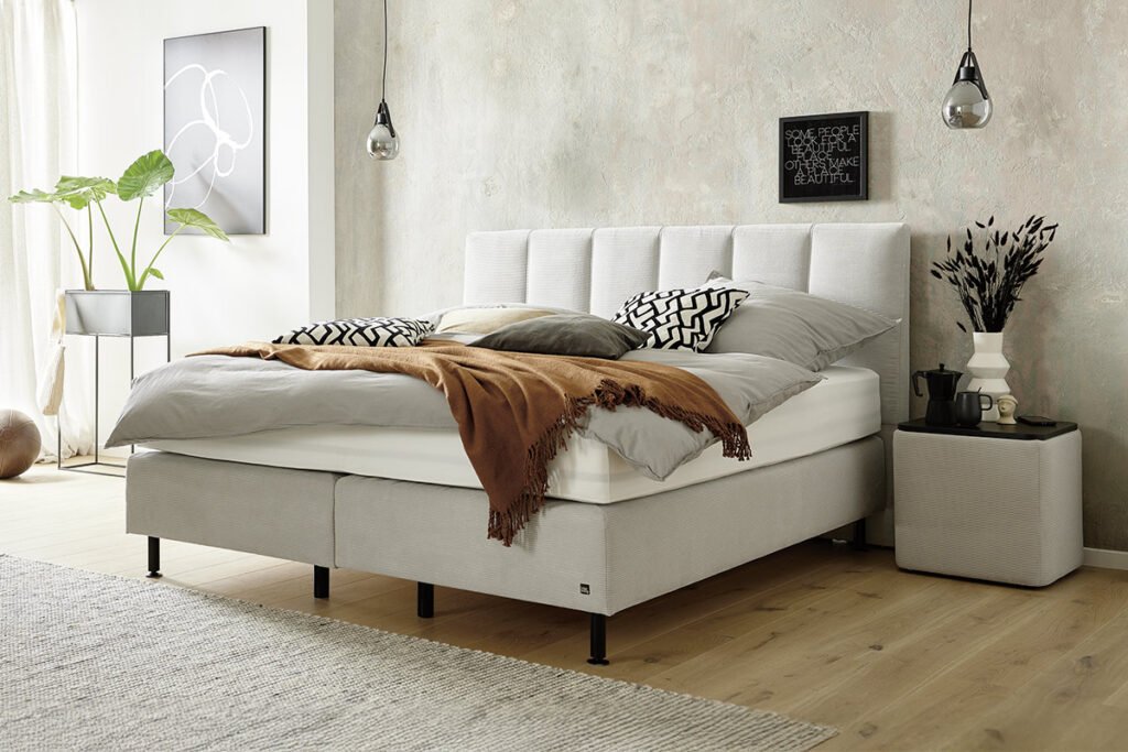 Boxspringbett, Bezug Feincord Silber