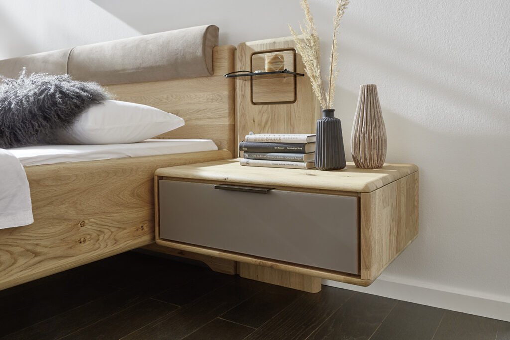 Schlafzimmer, Wildeiche, Nachttisch Nahaufnahme