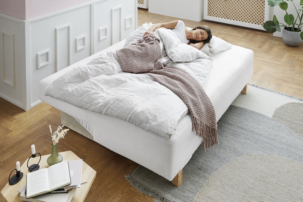 Schlafsofa Cort, beige, ausgeklappt