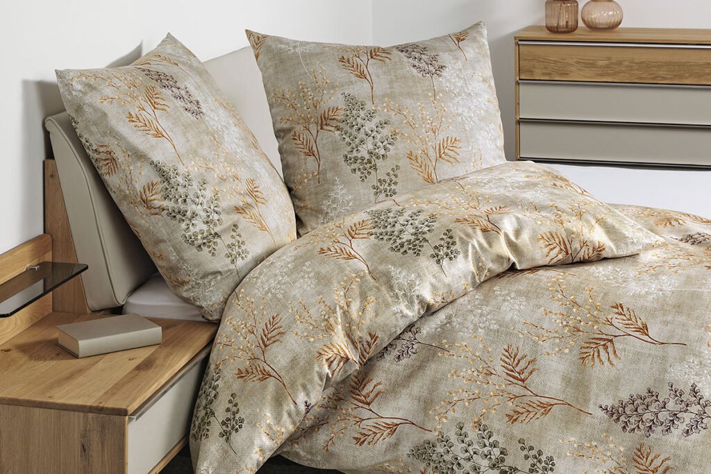 Bettwäsche Rost/Grünes Muster auf Blumen und Blättern im Vintage Design
